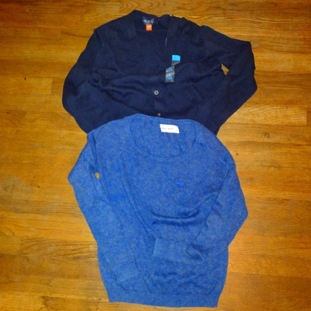 2 girls sz 10-12 blue sweaters